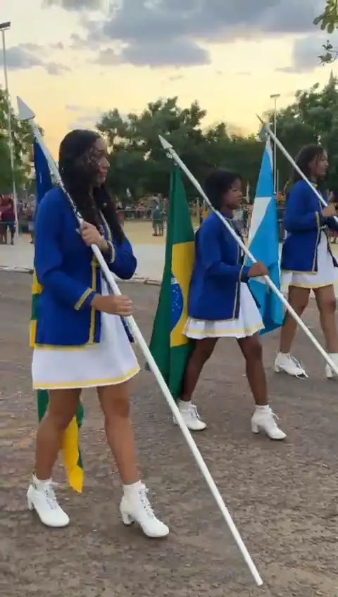 Foto 1 – Desfile Cívico celebra a Independência do Brasil em Beneditinos