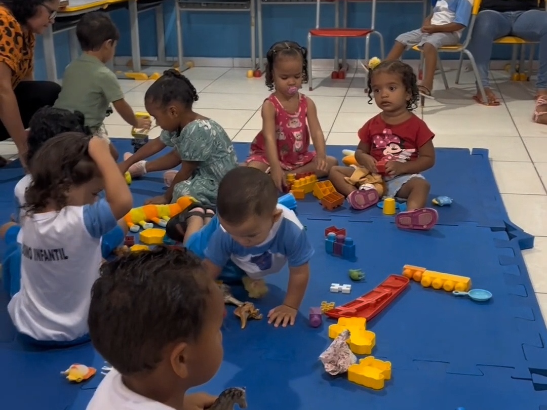 Foto 2 – Início do ano letivo 2025 na rede municipal de ensino de Beneditinos