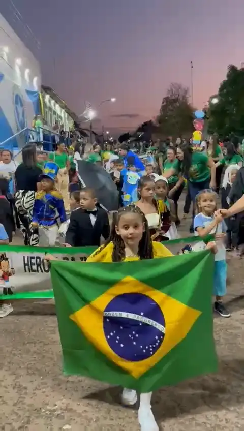Foto 2 – Desfile Cívico celebra a Independência do Brasil em Beneditinos