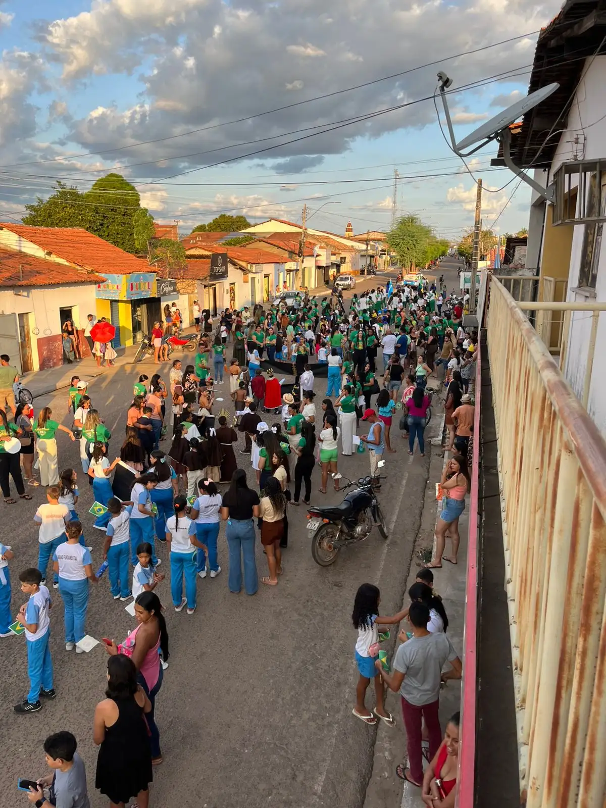 Foto 9 – Desfile Cívico celebra a Independência do Brasil em Beneditinos