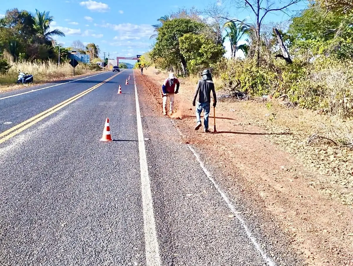 Foto 2 – Pista de Caminhada Começa a Ser Construída na Entrada de Beneditinos