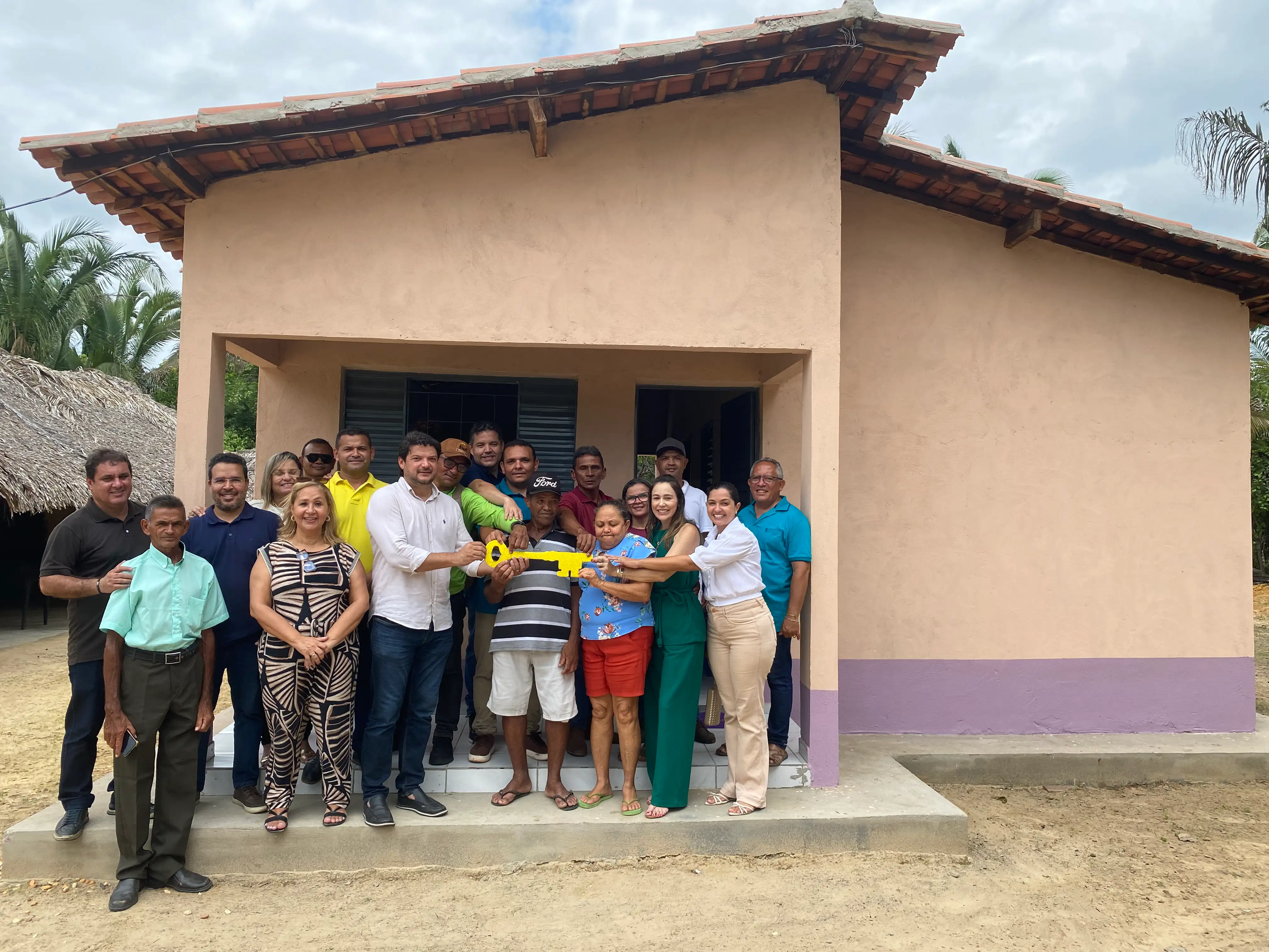 Foto 4 – Moradia e dignidade: 10 casas são entregues a famílias da zona rural de Beneditinos