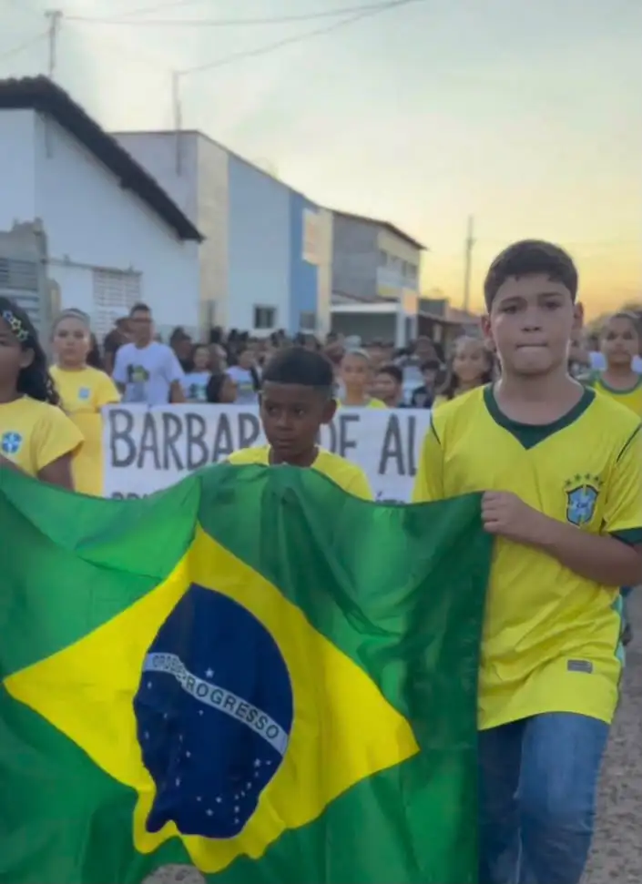 Foto 8 – Desfile Cívico de Beneditinos celebra a Independência do Brasil com homenagem às mulheres