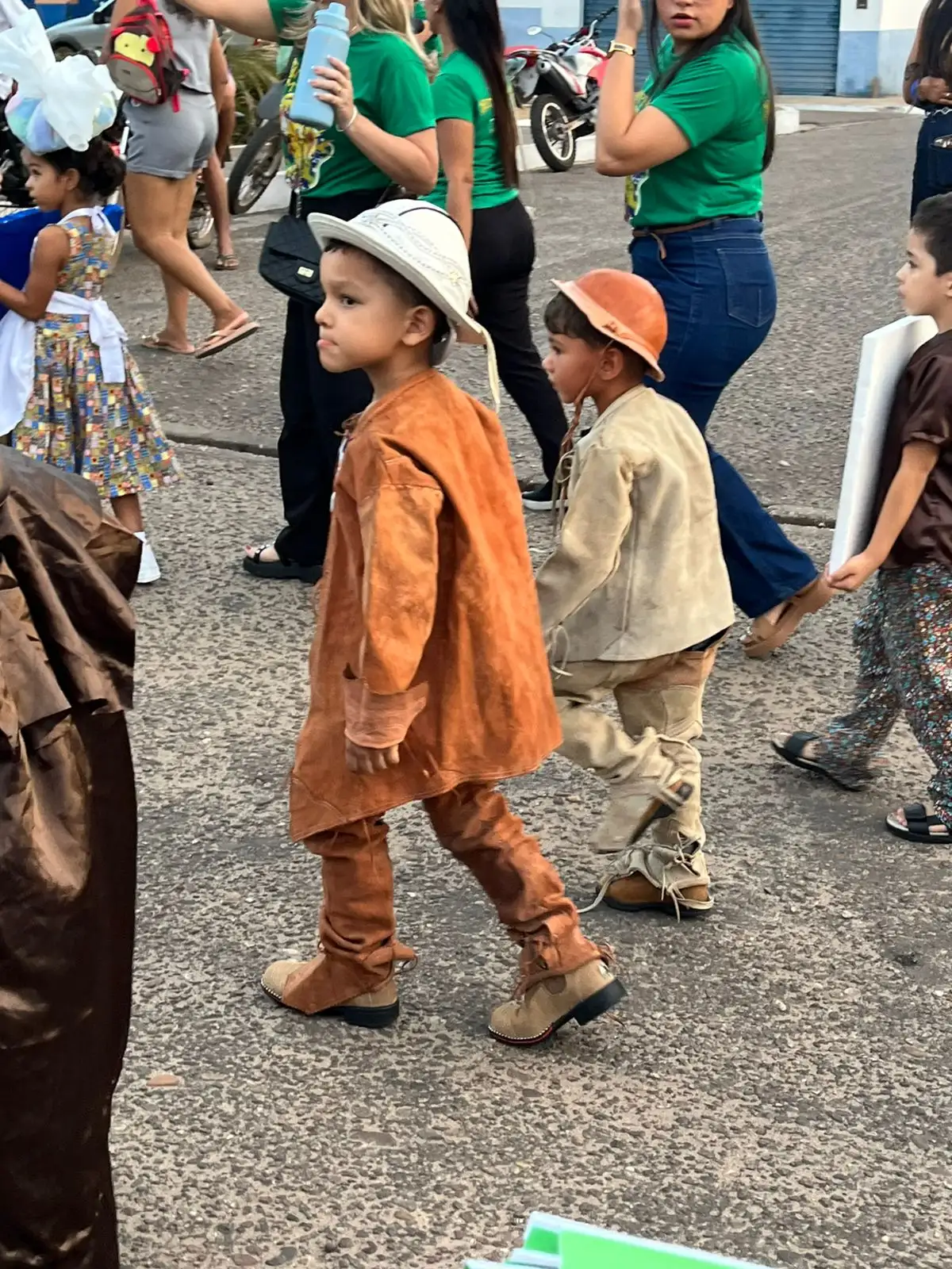 Foto 4 – Desfile Cívico celebra a Independência do Brasil em Beneditinos