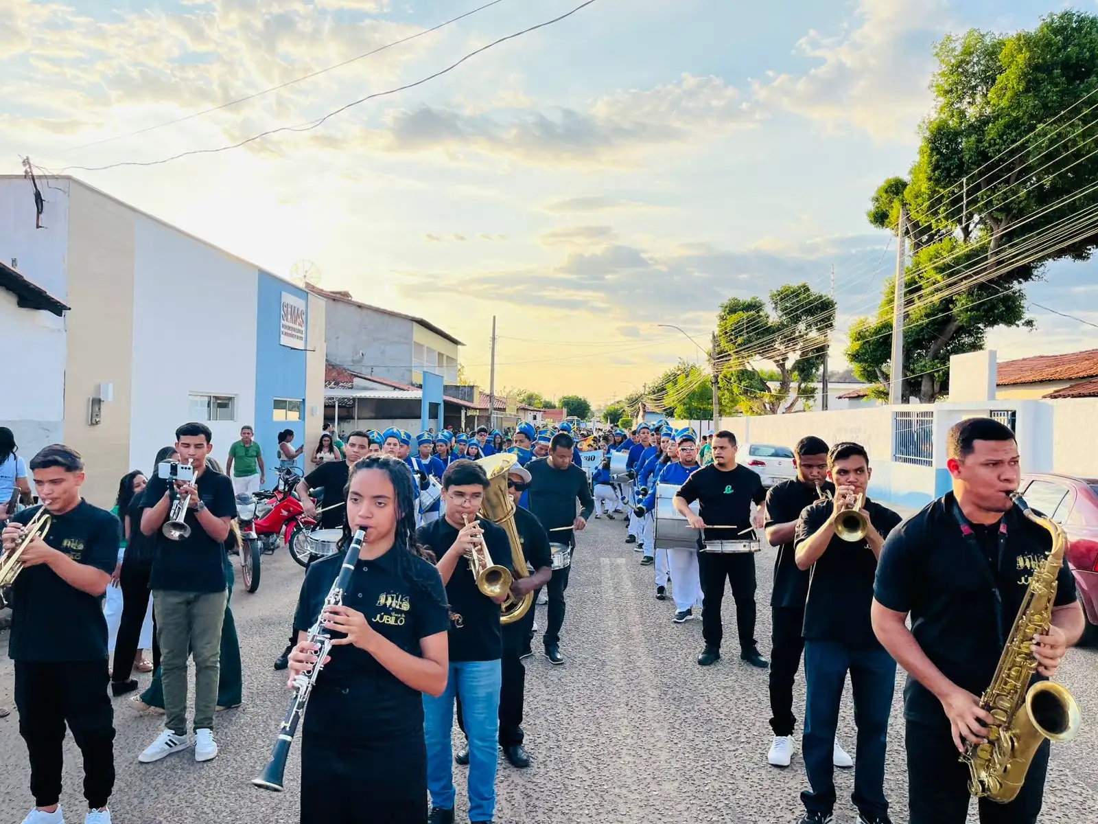 Foto 10 – Desfile Cívico celebra a Independência do Brasil em Beneditinos