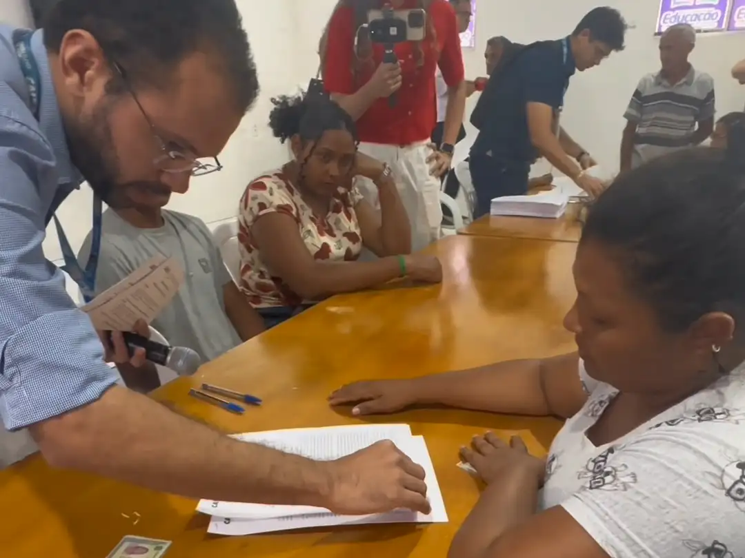 Foto 2 – Famílias beneditinenses assinam contratos do Programa Minha Casa, Minha Vida Rural