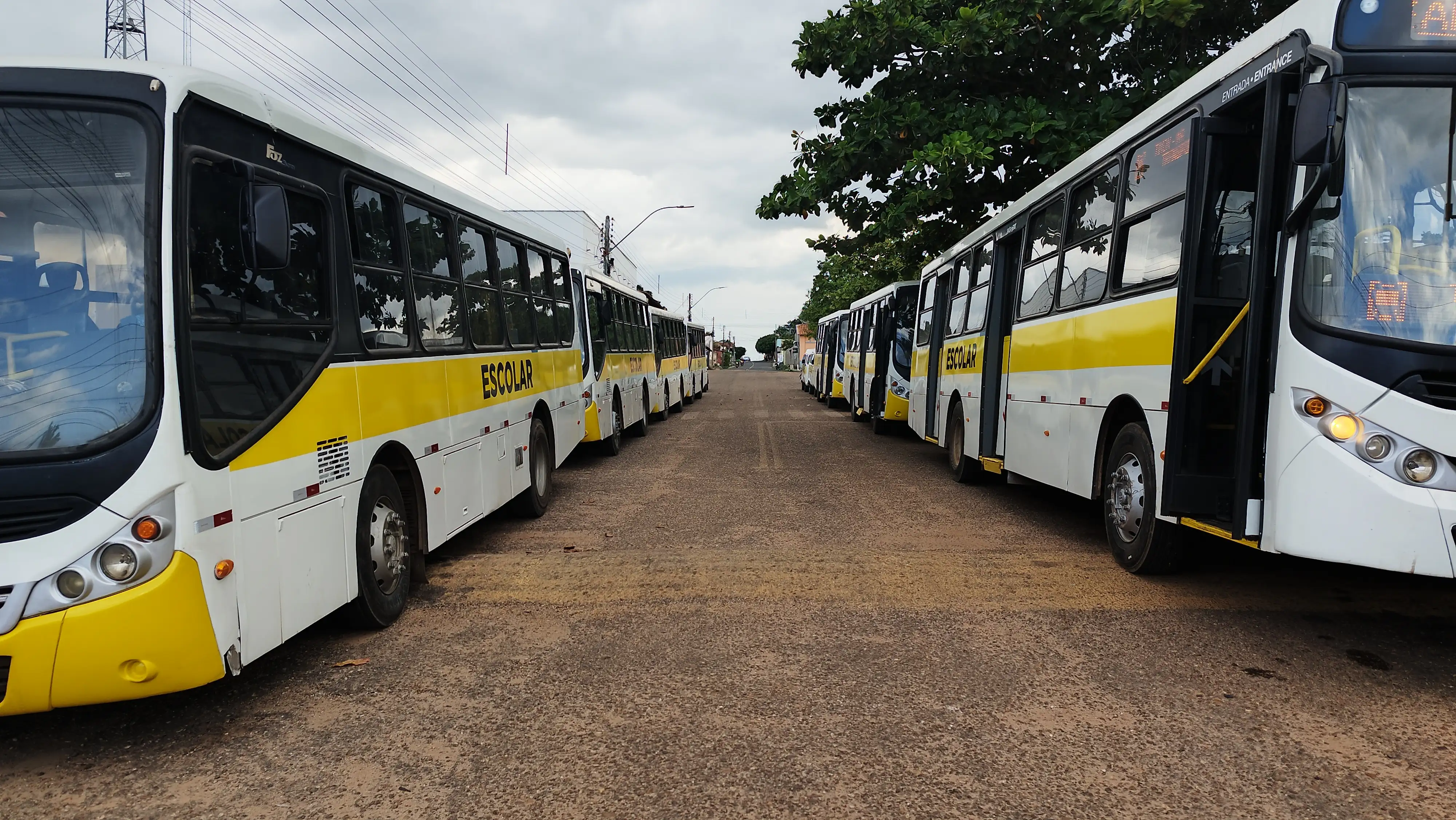 Beneditinos é contemplada com nova frota de transporte escolar